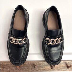 H&M Patent Leather, Chain Detail Loafer - Black/Gold